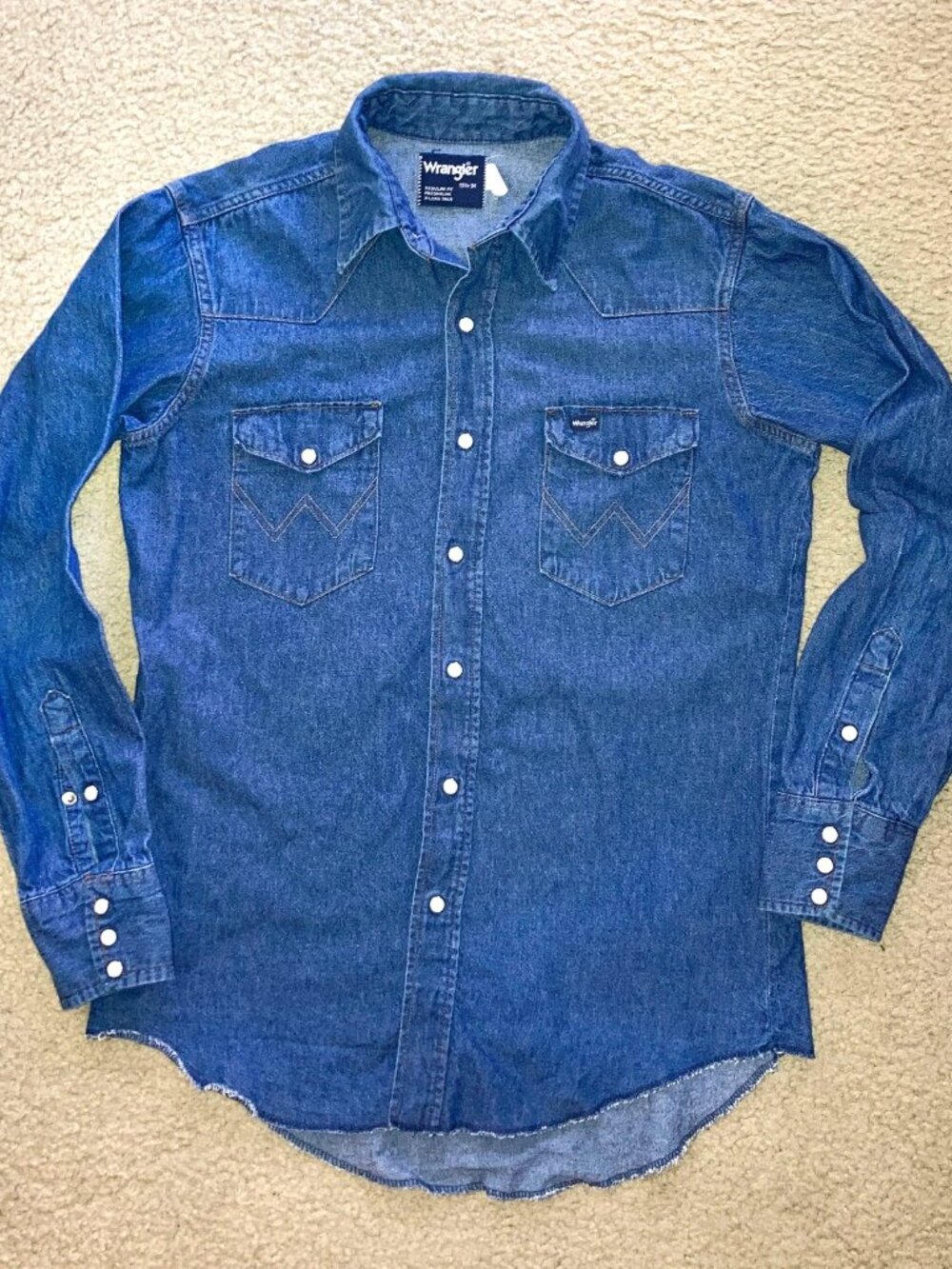 Vintage Men’s Wrangler Denim Button Up Pearl Snaps Regular Fit Medium M | USA